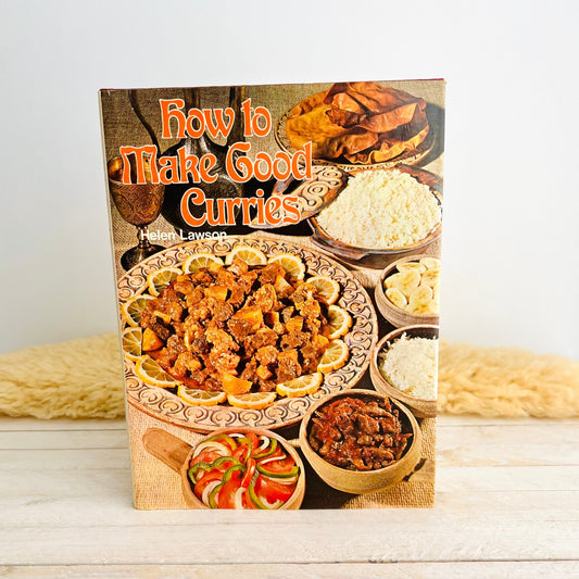 Vintage Indian Cookbook / 1973 Second Edition / How to Make Good Curries / Helen Lawson / Retro Curry Recipe Book