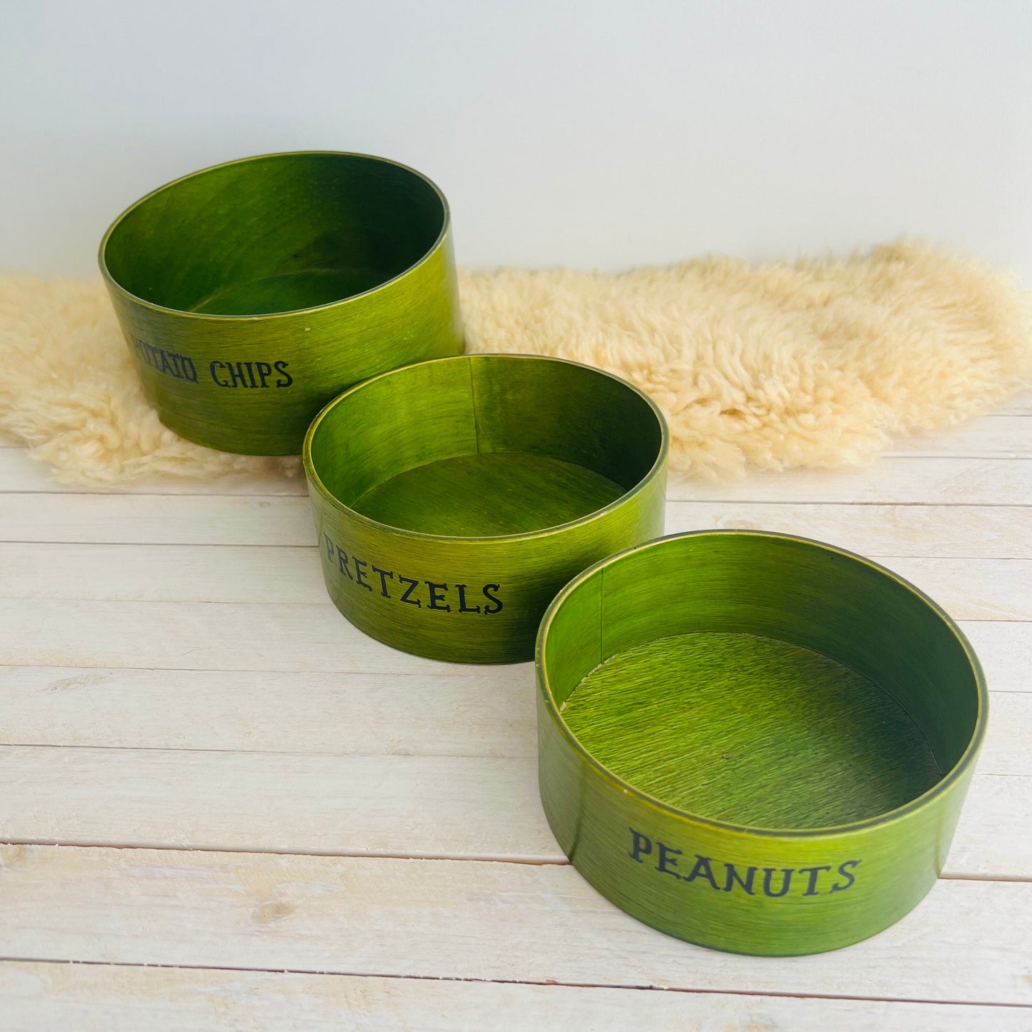 Vintage Wooden Snack Bowls / Set of 3 Chips, Peanuts and Pretzels Baskets / Gorgeous Green with Hand Painted Letters / Unique Kitchen Decor